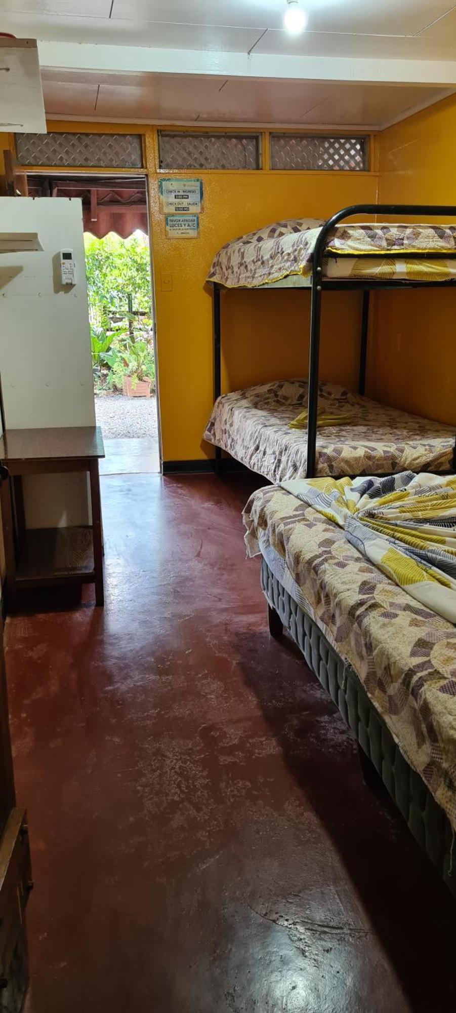 Congos Hostal Y Camping Playa Hermosa  Buitenkant foto